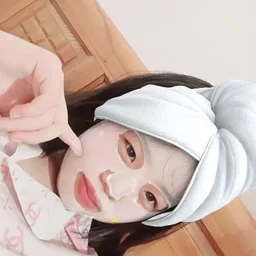 Hnee